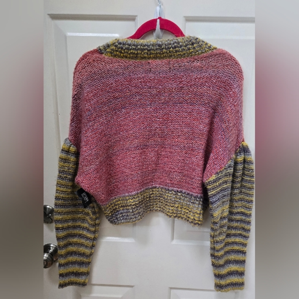 Urban Outfitters Colorful Knit Women's Crop Sweater-Size Small - Picture 3 of 14